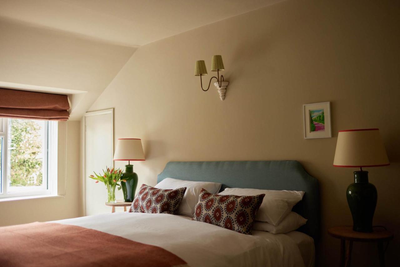 The Queen'S Head Broad Chalke Экстерьер фото