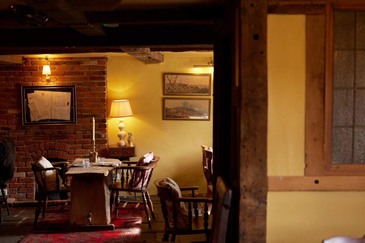 The Queen'S Head Broad Chalke Экстерьер фото