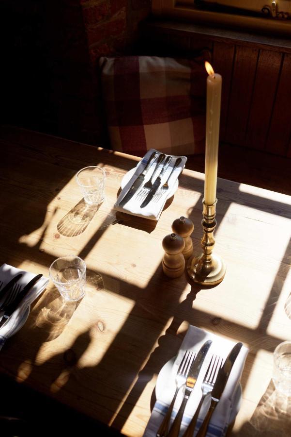 The Queen'S Head Broad Chalke Экстерьер фото